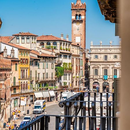 Hoomee Piazza Erbe Verona Exterior foto