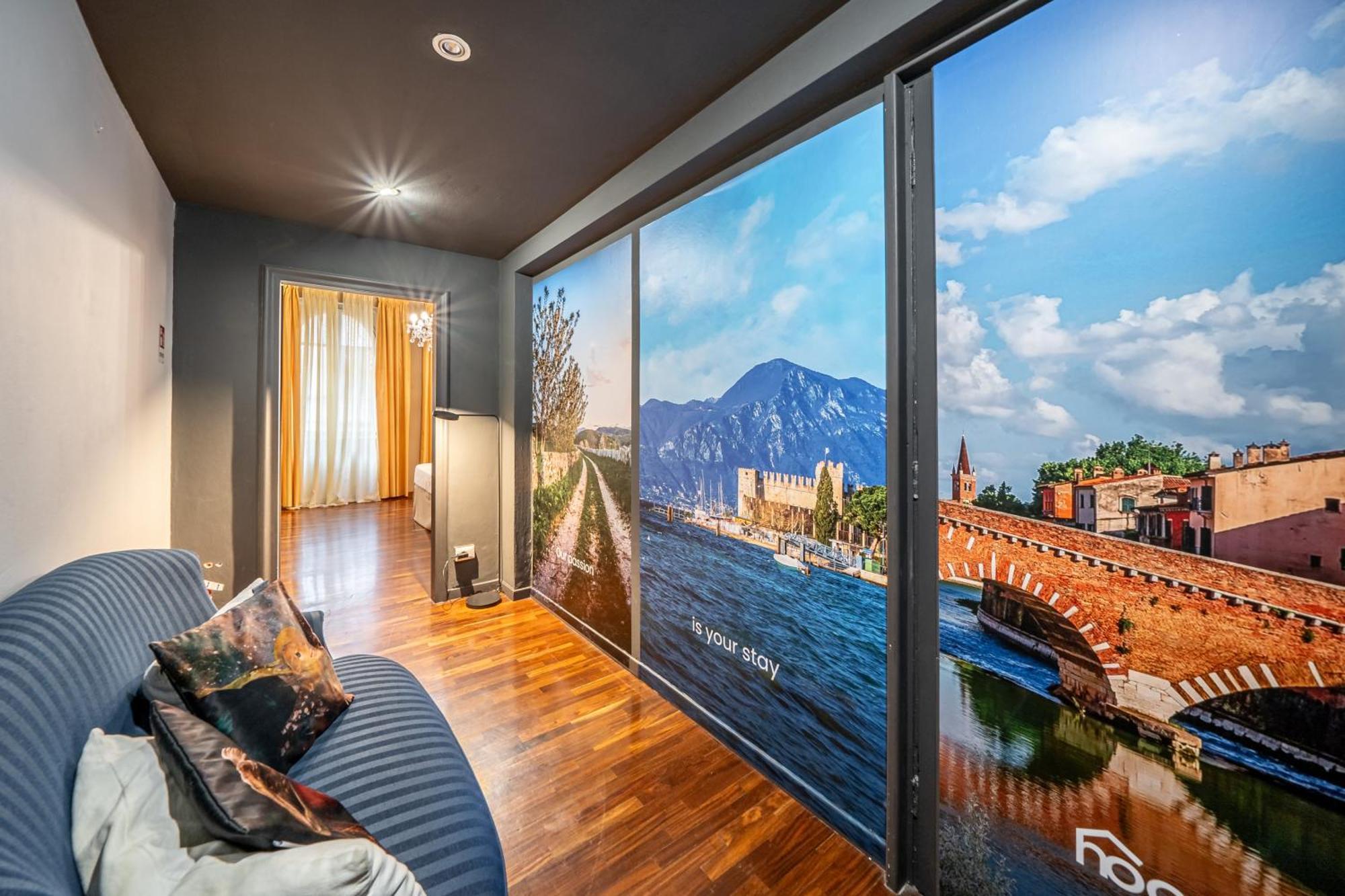 Hoomee Piazza Erbe Verona Exterior foto